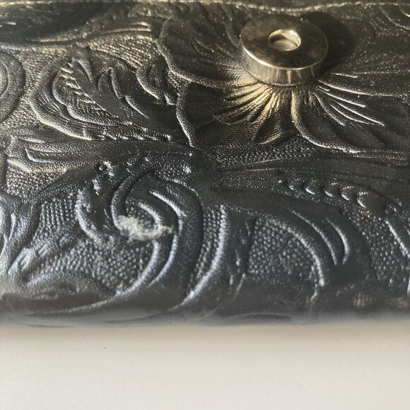 Vintage 70's Black LeatherTooled Embossed Long Wallet Boho South Western Mirror - Picture 14 of 16